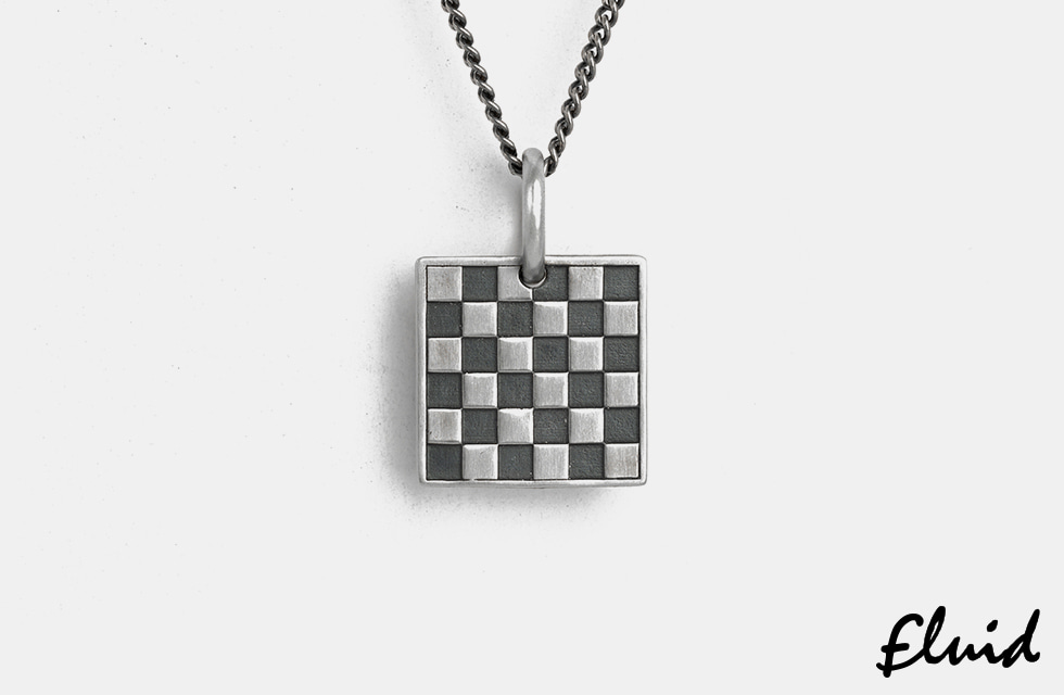 [fluid] square checker pendant